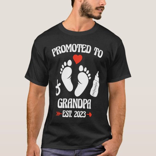Promoted To Grandpa 2023 First Time New Grandpa Pr T-Shirt (Vorderseite)