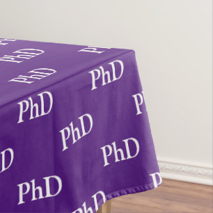 Promotion zum Dr. phil. lila Tischdecke