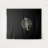 Prone to Shenanigans & Malarkey Fun Clovers St Pat Wandteppich (Vorderseite (Horizontal))