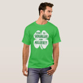 Prone to Shenanigans und Malarkey Funny St Patrick T-Shirt (Vorne ganz)