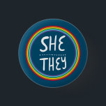 Pronouns Rainbow Handlettered Minimal Button<br><div class="desc">Dekorieren Sie Ihr Outfit mit diesem coolen Kunstknopf. Macht ein großartiges Geschenk! Sie können ihn anpassen,  die Hintergrundfarben ändern und auch Text hinzufügen. Karo in meinem Shop für viel mehr Farben und Muster! Lass mir Bescheid,  wenn du auch etwas Gewohntes willst.</div>