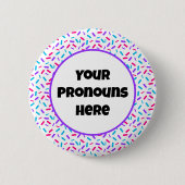 PRONOUNS: Regenbogensprinkles Androgyne-Pride-Flag Button (Vorderseite)