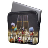 Proostende Fubby's die wat te vieren hebben. Laptopschutzhülle (Vorderseite Links)