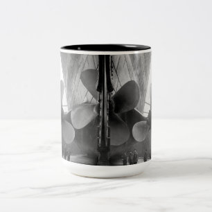 Propeller der Titanic Zweifarbige Tasse
