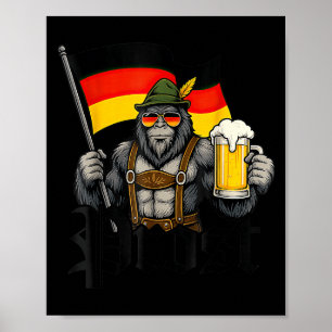 Prost Bigfoot trinkt Bier Lederhosen Deutsch Poster