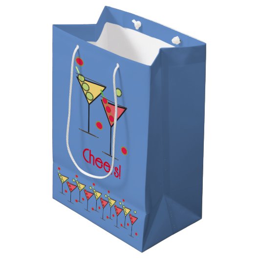 Prost! Cocktails Mittlere Geschenktasche Mittlere Geschenktüte (Vorderseite Schrägansicht)