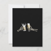 Prost mit Skeletthänden auf einer 