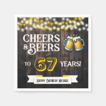Prost und Bier zum 67. rustikalen Geburtstagparty