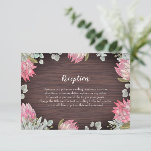 Protea Eukalyptus Foliage Wood Rustikale Hochzeit Begleitkarte (Stehend Vorderseite)