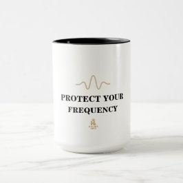 PROTECT YOUR FREQUENCY – Minimal Gold Wave Energy  Tasse