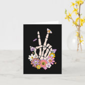 Protect Your Peace Flower Skull Skeleton Hand Ment Karte (Gelbe Blume)