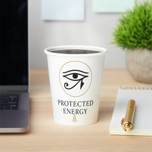 Protected Energy – Minimal Eye of Horus Symbol | Pappbecher (InSitu)