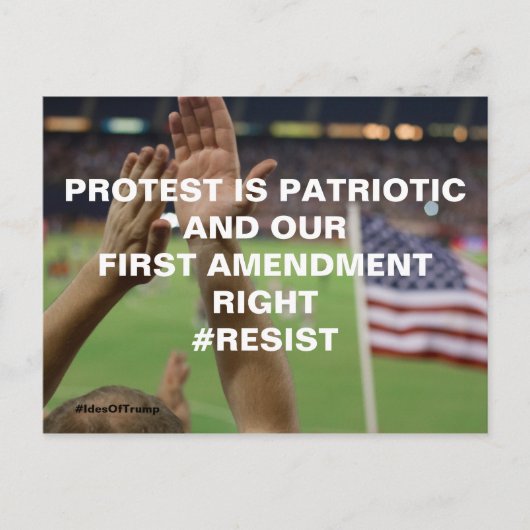 Protest ist die patriotische First Amendment-Resis Postkarte (Vorderseite)