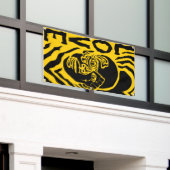 Protestiere mit Liebe Banner (Äußeres Gebäude)