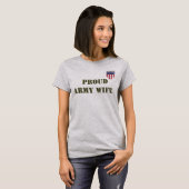 PROUD ARMY EHEFRAU T-Shirt (Vorne ganz)