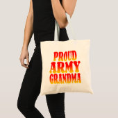 Proud Army Oma in fröhlichen Farben Tragetasche (Vorderseite (Produkt))