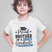 Proud Brother 2022 Absolvent schwarzen blauen Kaps T-Shirt