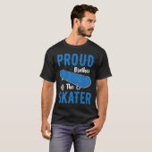 Proud Bruder des Skaters Skateboard zu Skate Sk T-Shirt (Vorne ganz)