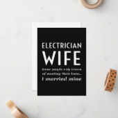 Proud-Ehefrau eines elektrischen Zitats Mitteilungskarte (Vorderseite/Rückseite Beispiel)