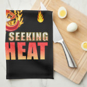 Proud Funny Firefight Volunteer Chili Black Geschirrtuch (Viertel Falte)