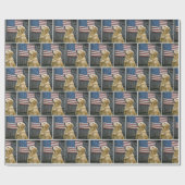 Proud Golden Retriever With American Flag Geschenkpapier (Flach)