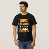 Proud GRANDMA einer Klasse von 2023 Graduate Moder T-Shirt (Vorne ganz)