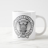 "PROUD & INFORMED" 20oz Jumbo-Tasse (Rechts)