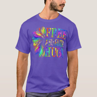 Proud LGBTQ Free Abuelita Hugs LGBT Pride Month su T-Shirt