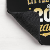 Proud Little Brother Cl von 2025 Graduate Graduati Mousepad (Ecke)