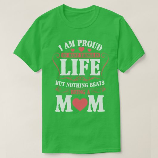 Proud Mama A Title Beyond Compare T-Shirt (Design vorne)