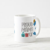 Proud Mama von drei Kaffeetasse (VorderseiteRechts)