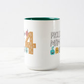 Proud Mama von Vier Zweifarbige Tasse (Mittel)