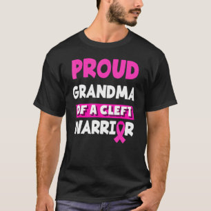 Proud Oma eines linken Kriegers Lip & Palat T-Shirt