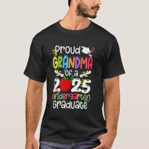 Proud Oma of a 2025 Graduate, Stolz Family T-Shirt