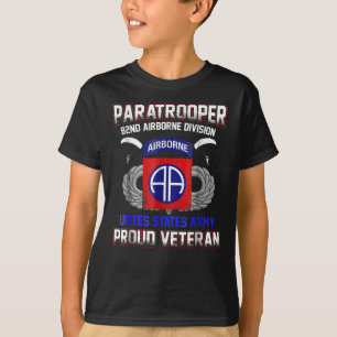  Proud Paratrooper Veteran-82. Im Flugzeug Divisio T-Shirt