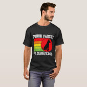 Proud Parent Of A Dramatic Dog Silhouette Retro De T-Shirt (Vorne ganz)