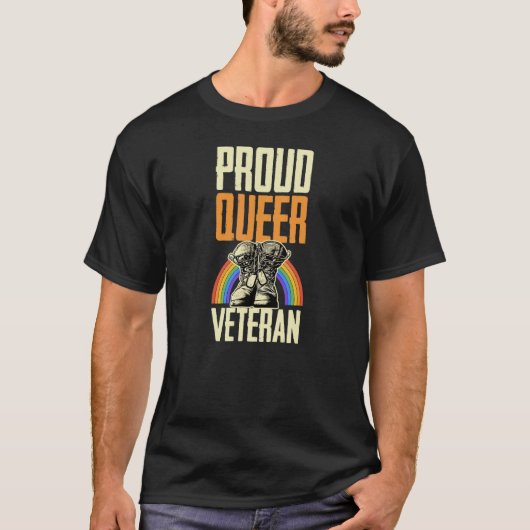 Proud Que Veteran Gay Pride Rainbow Que Soldie T-Shirt (Vorderseite)