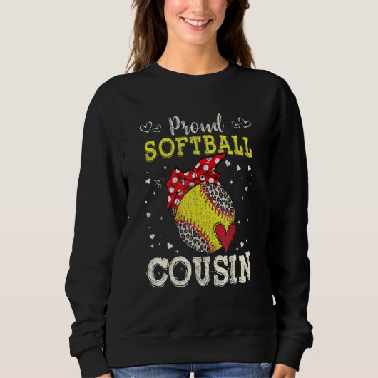 Proud Softball Cousin Leopard Game Day Spirit Play Sweatshirt (Vorderseite)