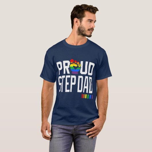 Proud Step Vater Gay Pride Monat LGBQ T-Shirt (Vorne ganz)