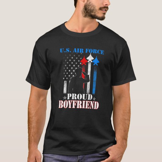 Proud US Air Force Boyfriend Flag Patriotic Milita T-Shirt (Vorderseite)