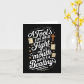 Proverbs 18 6 _ Bible Verse  Karte (Gelbe Blume)