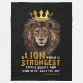 Proverbs 30:30 KJV Bibelbibliotheksangebot Fleecedecke (Vorderseite)