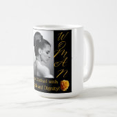 Proverbs 31 Tasse für schwarz-gelb-gelben Kaffee (VorderseiteRechts)