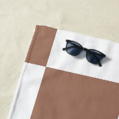Prüfmuster in Weiß und Mocha Mousse Strandtuch (Beispiel)