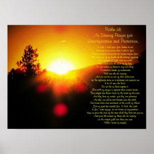 Psalm 141 mit hellem Sonnenuntergang über Bergen Poster