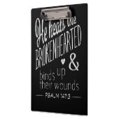 Psalm 147:3 Er heilt die Brokenherzen Klemmbrett (Links)