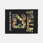 Psalm 23 The Lord Is My Shepherd Camouflage Christ Fleecedecke (Vorderseite (Horizontal))