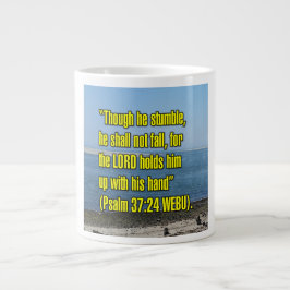 Psalm 37:24 WEBU Tasse
