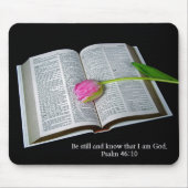 Psalm 46:10 Rosa Tulip auf der Bibel Mousepad (Vorne)
