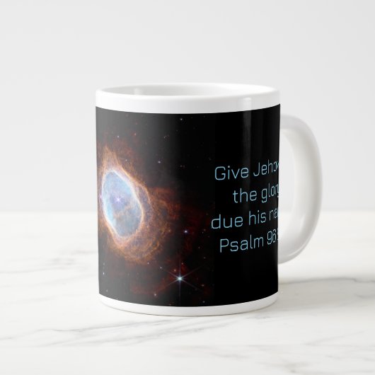 Psalm 96:8a für 2025 Bild von JWST Jumbo-Tasse (Vorderseite Rechts)